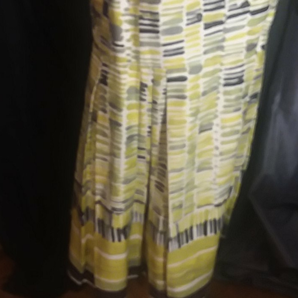 dress - Picture 2 of 6